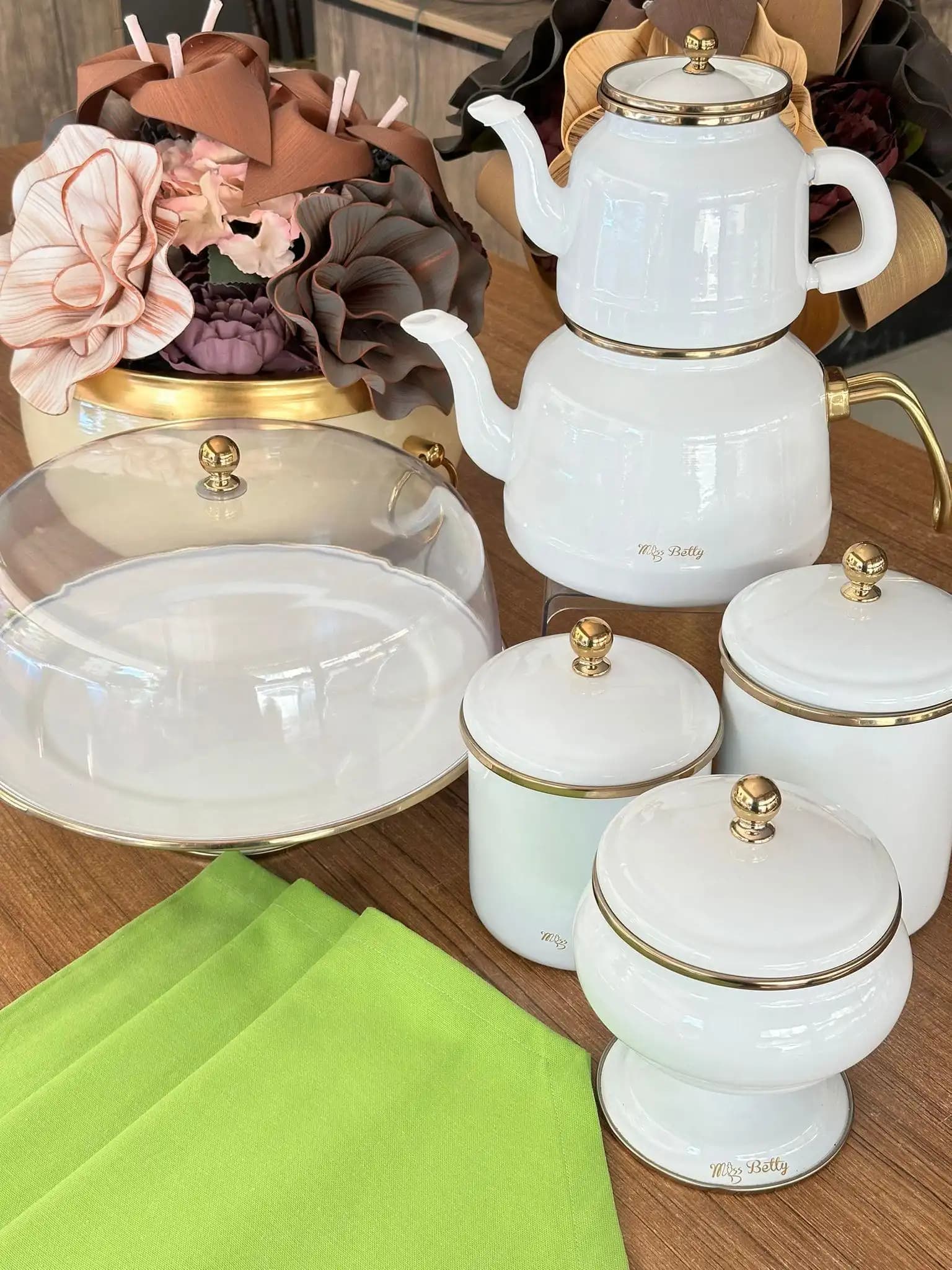Vintage Mutfak Ürünleriyle Şık ve Özgün Dekorasyon Fikirleri 2023