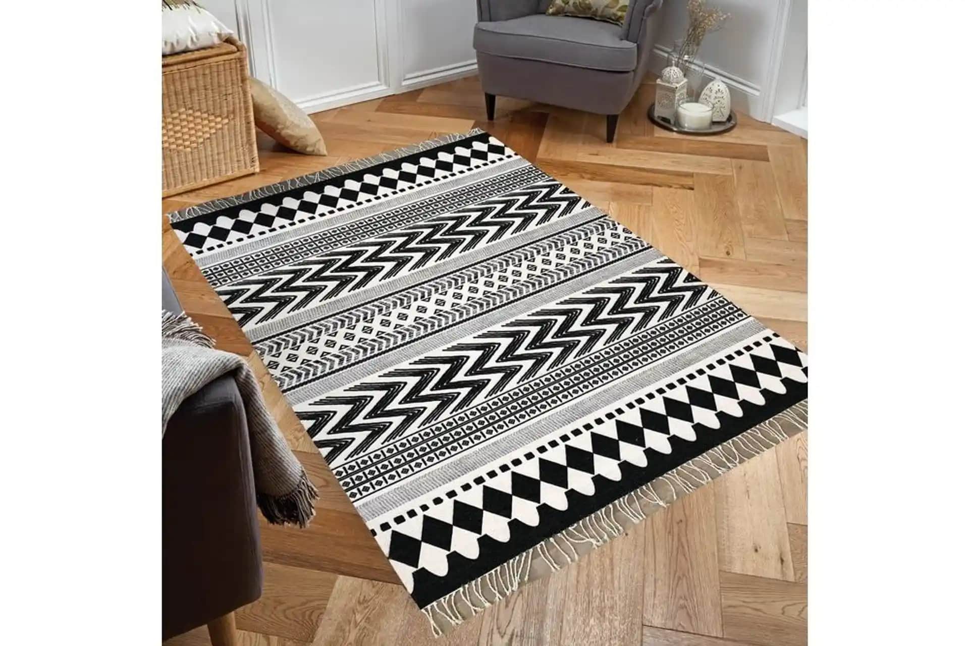Vivense ile Halı ve Kilim Seçenekleriyle Evinize Şıklık Katın