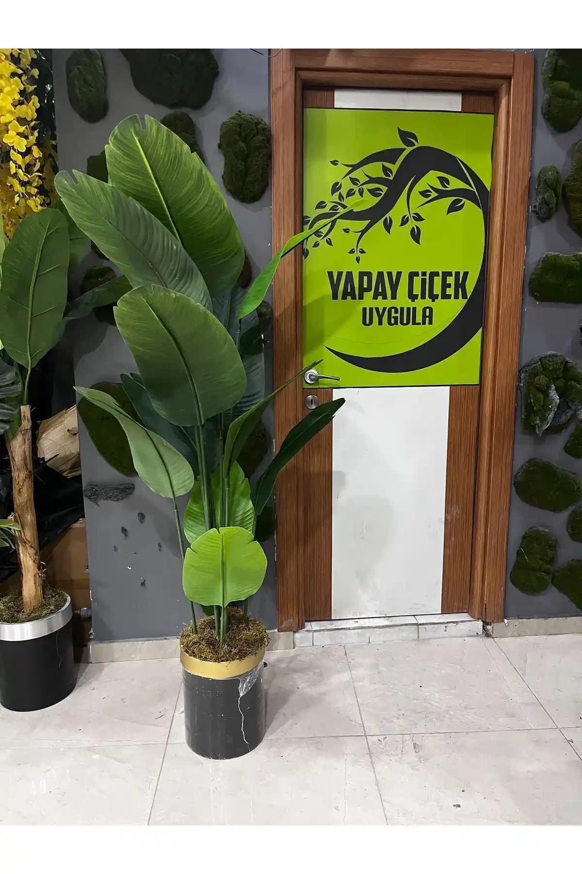 Yapay Çiçek Üretimi ve Dekorasyonda Kullanımının Güncel Trendleri ve Avantajları