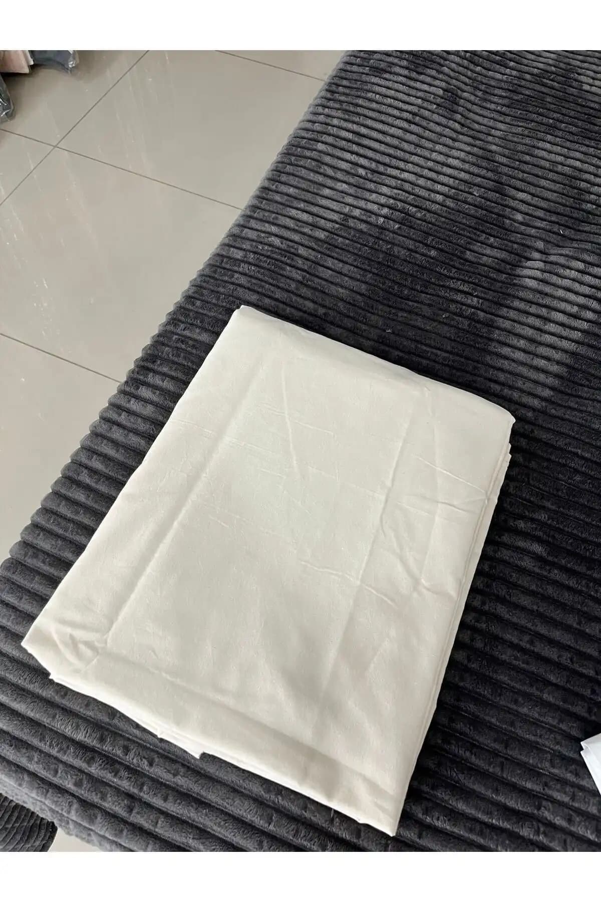 Yatak Odası Dekorasyonunda Yorgan İç Kılıfının Önemi ve Seçim Rehberi