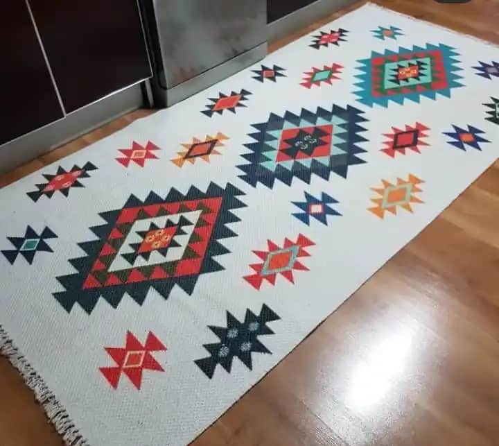Yazlık Kilim ve Halı Modelleriyle Dekorasyonunuza Ferahlık Katın