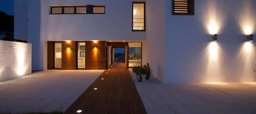 Yerden Işıklan<dı>rma Sistemleri ile Mekânınıza Estetik ve Fonksiyonellik Katın