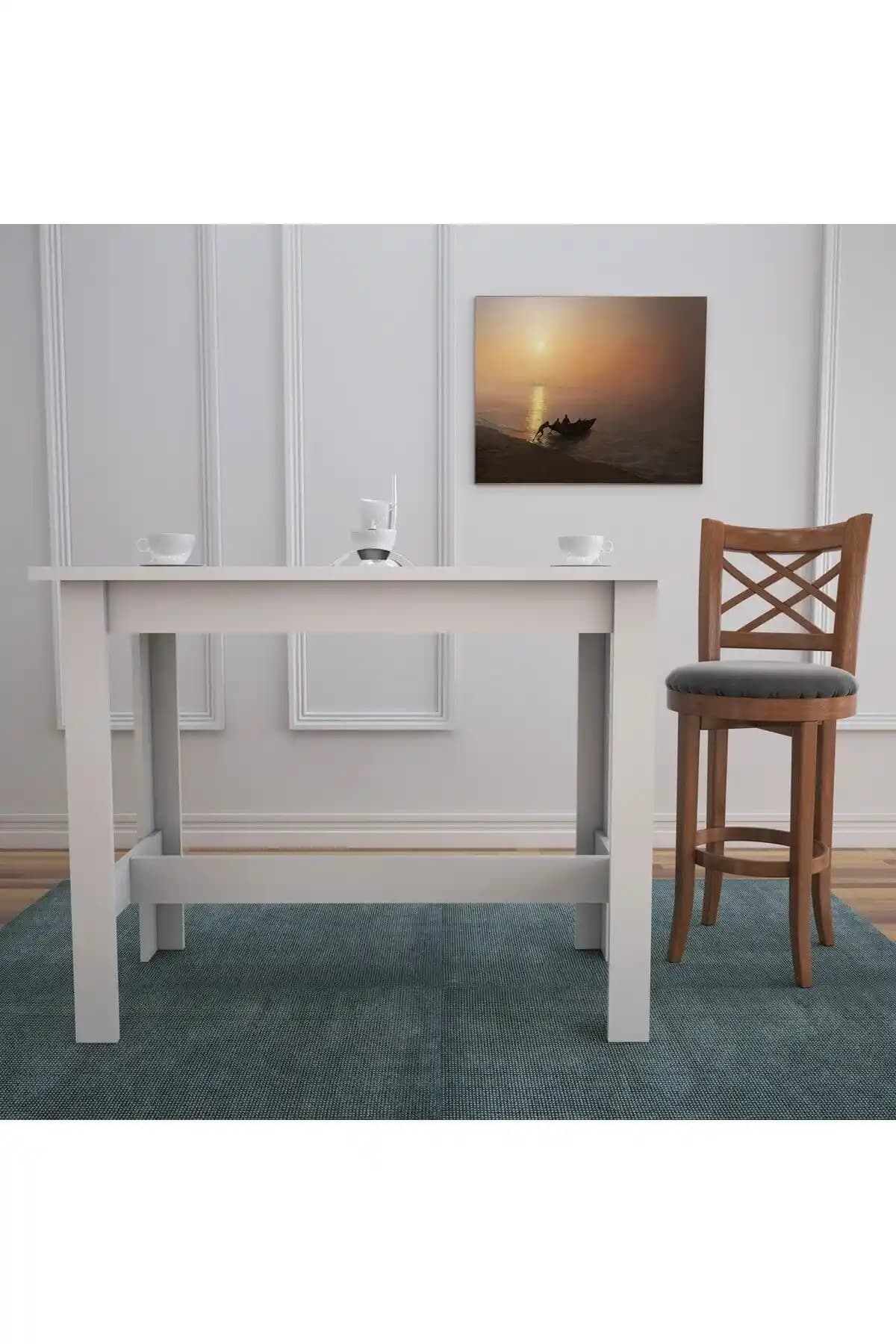 Yüksek Yemek Masası Dekorasyonuyla Mekanınızı Şık ve Fonksiyonel Hale Getirin