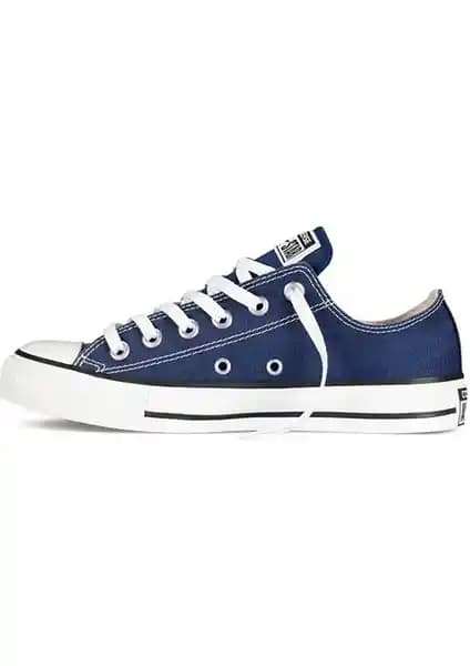 Converse M9697c ve New Balance 408 Karşılaştırması: Hangi Ayakkabı Sizin İçin Uygun