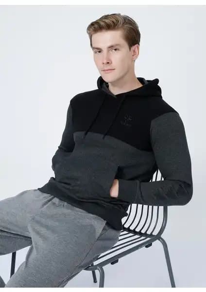 Hummel Fred ve Volus Erkek Sweatshirtleri Karşılaştırması: Tasarım, Kalite ve Kullanım Alanları