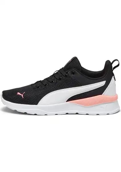 Puma Anzarun Lite ve Skyrocket Lite Kadın Spor Ayakkabıları Karşılaştırması 1