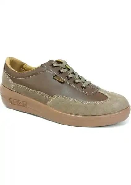 Mekap Camel Outdoor Dağcılık Ayakkabısı: Dayanıklılık ve Konfor İçin Ergonomik Tasarım