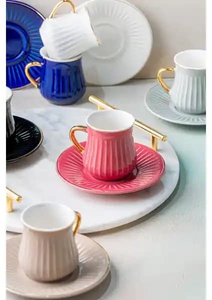 Acar Lena Desenli Porselen ve English Home Valentina Bone China Kahve Fincanı Setleri Karşılaştırması