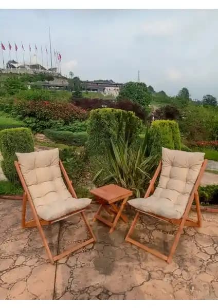 Bahçe ve Teras Kullanımı İçin Ayzenbi Arıa Şezlong ve Evvon Bistro Setleri Karşılaştırması