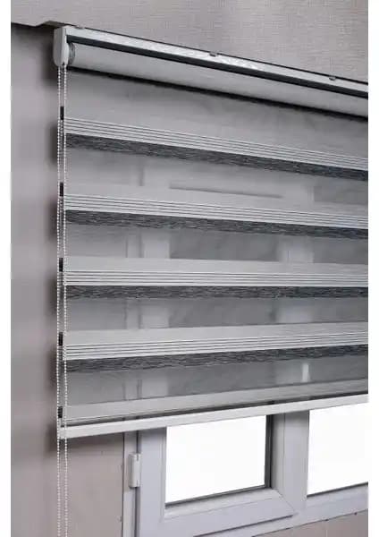 Bizden Perde Çift Renk Siyah Gri ve Pileli Zebra Stor Perdeler Karşılaştırması