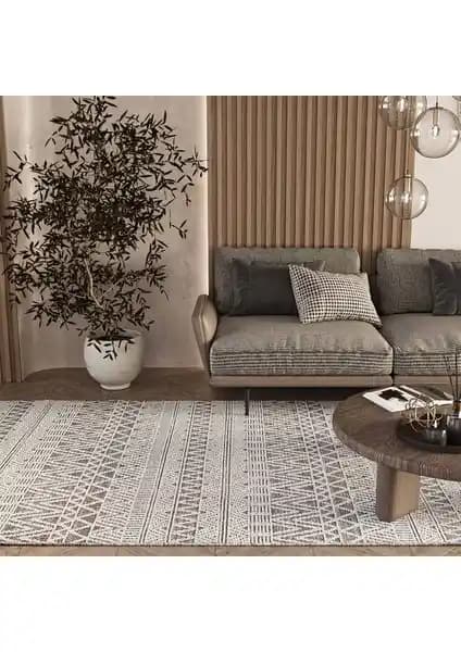 Cool Halı Elit 14 Gri ve Vera 1452 Vizon Modellerinin Karşılaştırması