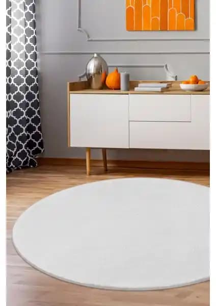 Dijidekor Beyaz Yuvarlak Post Dokuma Halı ve West Home Oval Halı Karşılaştırması