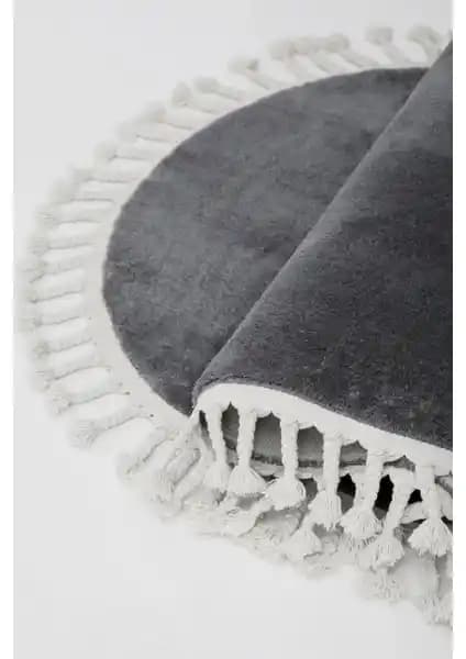 Dijidekor Oval Post Dokuma Halı ve Lagom Life Peluş Halı Karşılaştırması