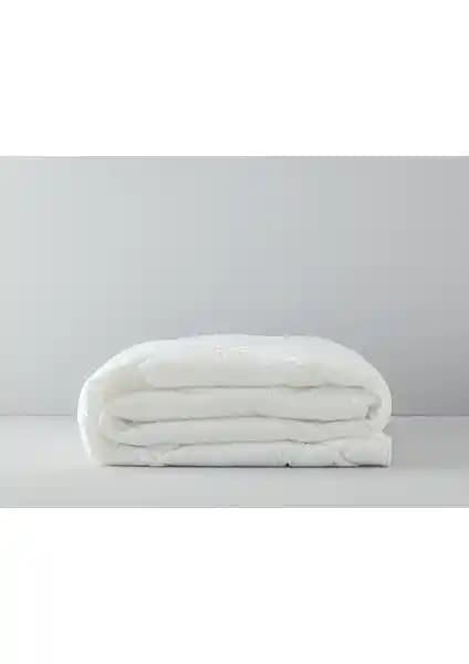 English Home ve Evlen Home Kürk Yorgan Karşılaştırması: Özellikler ve Kullanıcı Yorumları