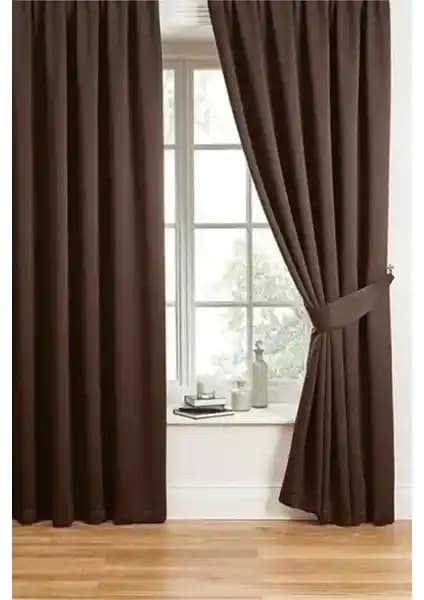 Karartma Perdeler: Estetik ve Fonksiyonellik Arasında En İyi Seçenekler