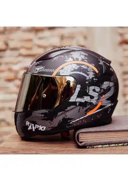 LS2 Rapıd Circle Mat Titanium-Turuncu ve FF353 Tam Yüz Siyah Kask Karşılaştırması