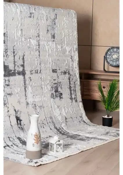 Melaris Halı Essa ve West Home Yıkanabilir Kaymaz Halı Karşılaştırması