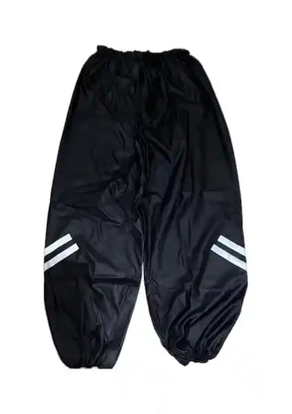 Su Geçirmez Yağmurluk Pantolonları Karşılaştırması: %100 Su Geçirmez ve PVC Modelleri Analizi