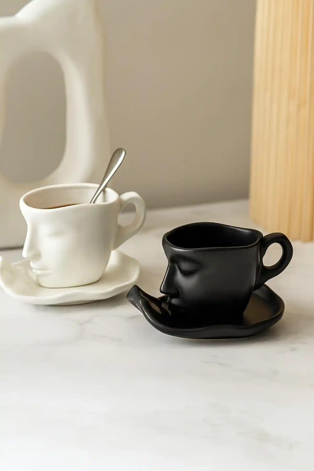 Anadolu Saray 2'li İskandinav Yüz Şekilli Türk Kahvesi Fincan Takımı