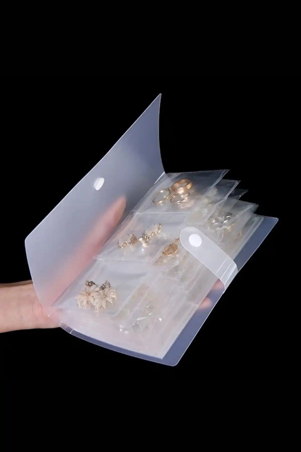 Buffer Albüm Şeklinde Takı Organizeri: Şık ve Pratik Takı Saklama Çözümü