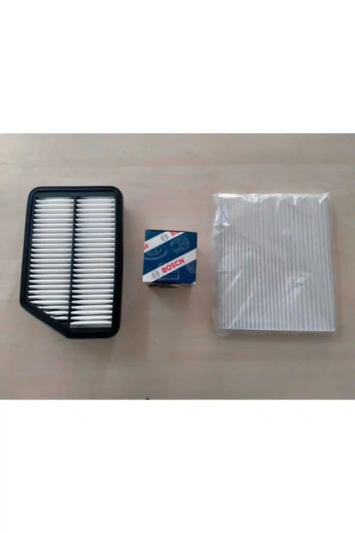 Hyundai IX35 için Bosch Benzinli Filtre Bakım Seti: Güçlü ve Güvenilir Çözüm
