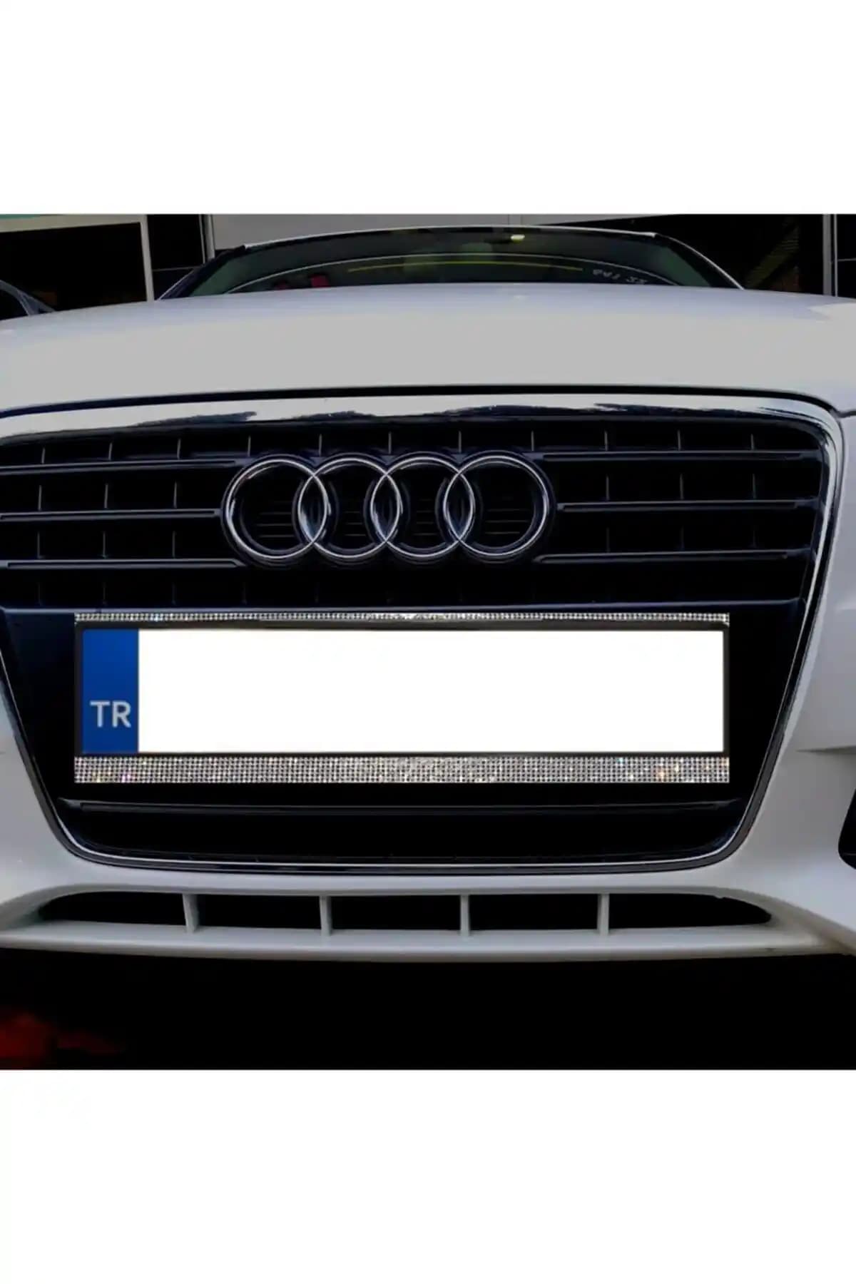 Mervecan Butik Taşlı Araba Ön ve Arka Plakalık: Estetik ve Dayanıklı Araç Aksesuarı