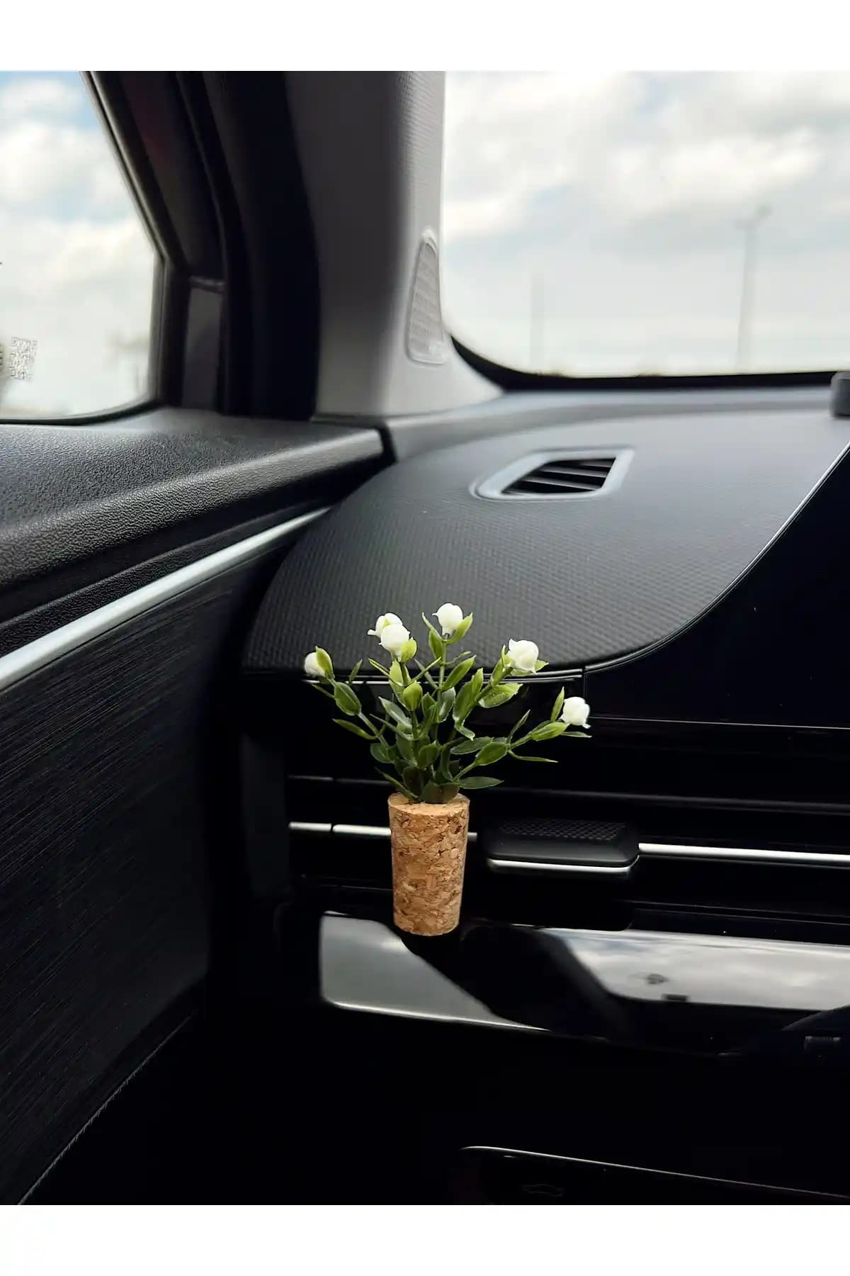 Mi-ÇA HOME Dekoratif Mini Araç Kokusu: Doğal ve Estetik Otomobil İçin İdeal Çözüm