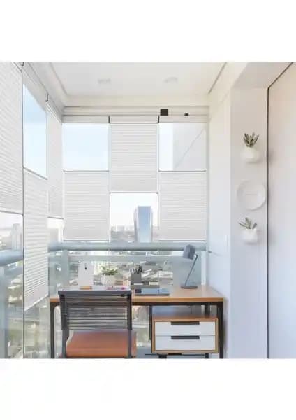 Motto plise perde modeli: estetik ve fonksiyonellik sağlayan modern balkon ve ofis perdeleri