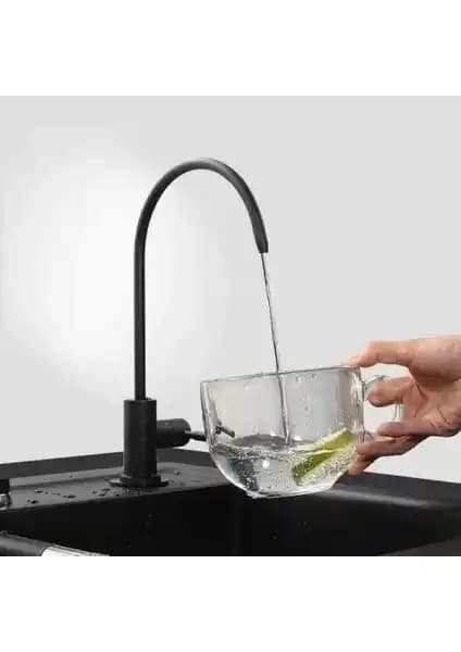 Sarıcı Siyah Arıtma Suyu Musluğu: Modern ve Şık Tasarım ile Pratik Kullanım