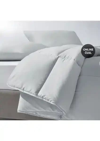 Yataş Macaron Çift Kişilik Yorgan ve Yastık Seti: Şıklık ve Konforun Buluşması