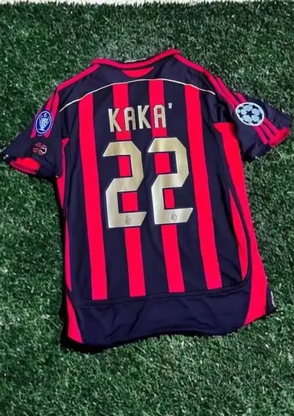 AC Milan 06/07 Sezonu Kaka Retro Forması Detaylı İnceleme ve Koleksiyon Değeri