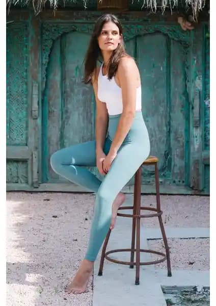 Jerf Gela Yüksek Bel Esnek Toparlayıcı Spor Tayt Performans ve Şıklık Sunar