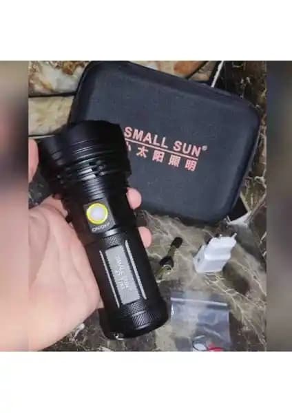 Small Sun El Feneri Güçlü Işık, Uzun Pil Ömrü ve Dayanıklılık Özellikleriyle Öne Çıkar