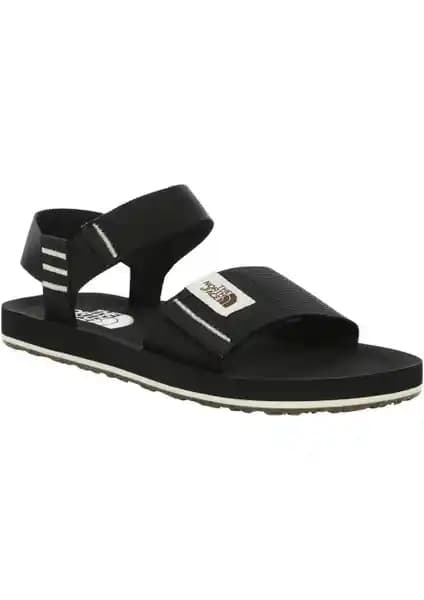 The North Face Skeena Kadın Sandalet Siyah: Konfor ve Şıklık Sunan Modern Tasarım