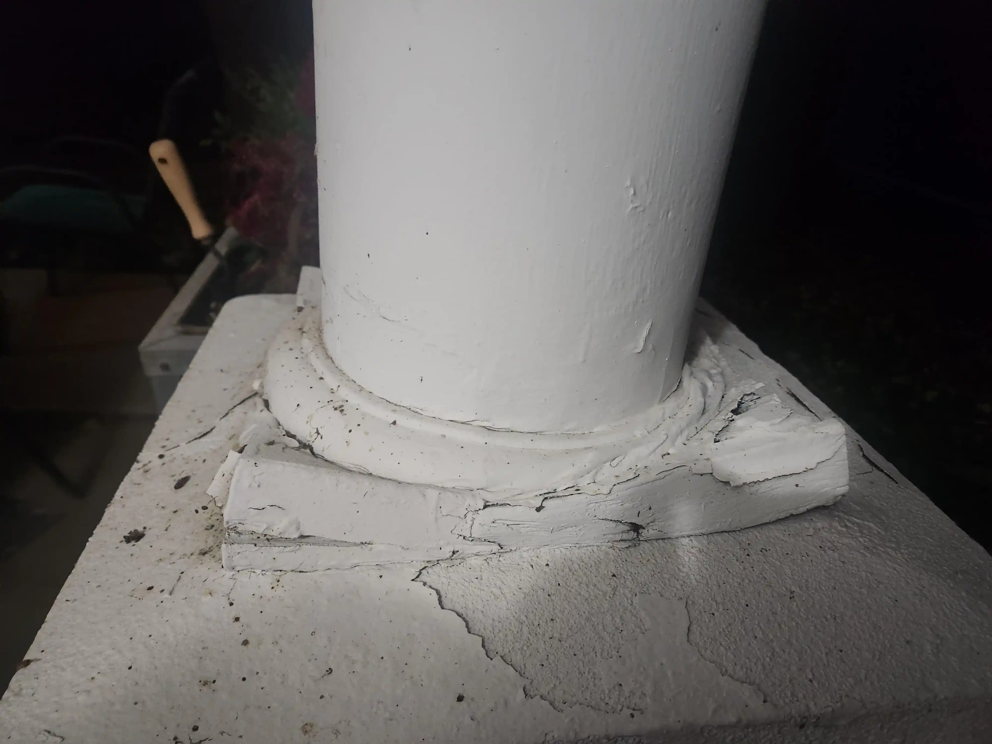 1907 Yapımı Veranda Sütunlarında Ahşap Taban Çürümesi ve Doğru Uzman Seçimi