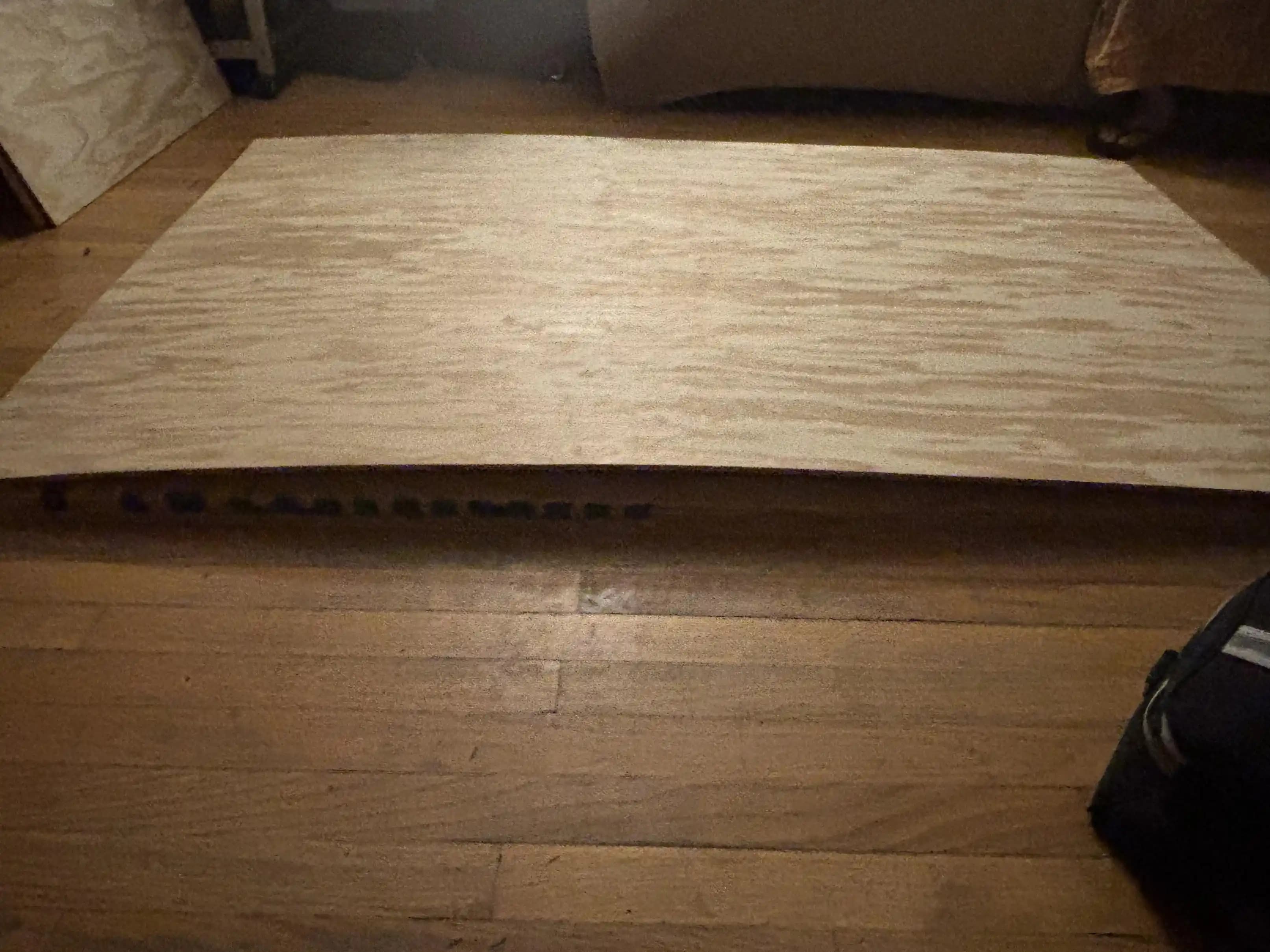 Banyo Alt Döşemesi Yenilemede Eğri Kontrplak Seçimi ve Montaj Teknikleri