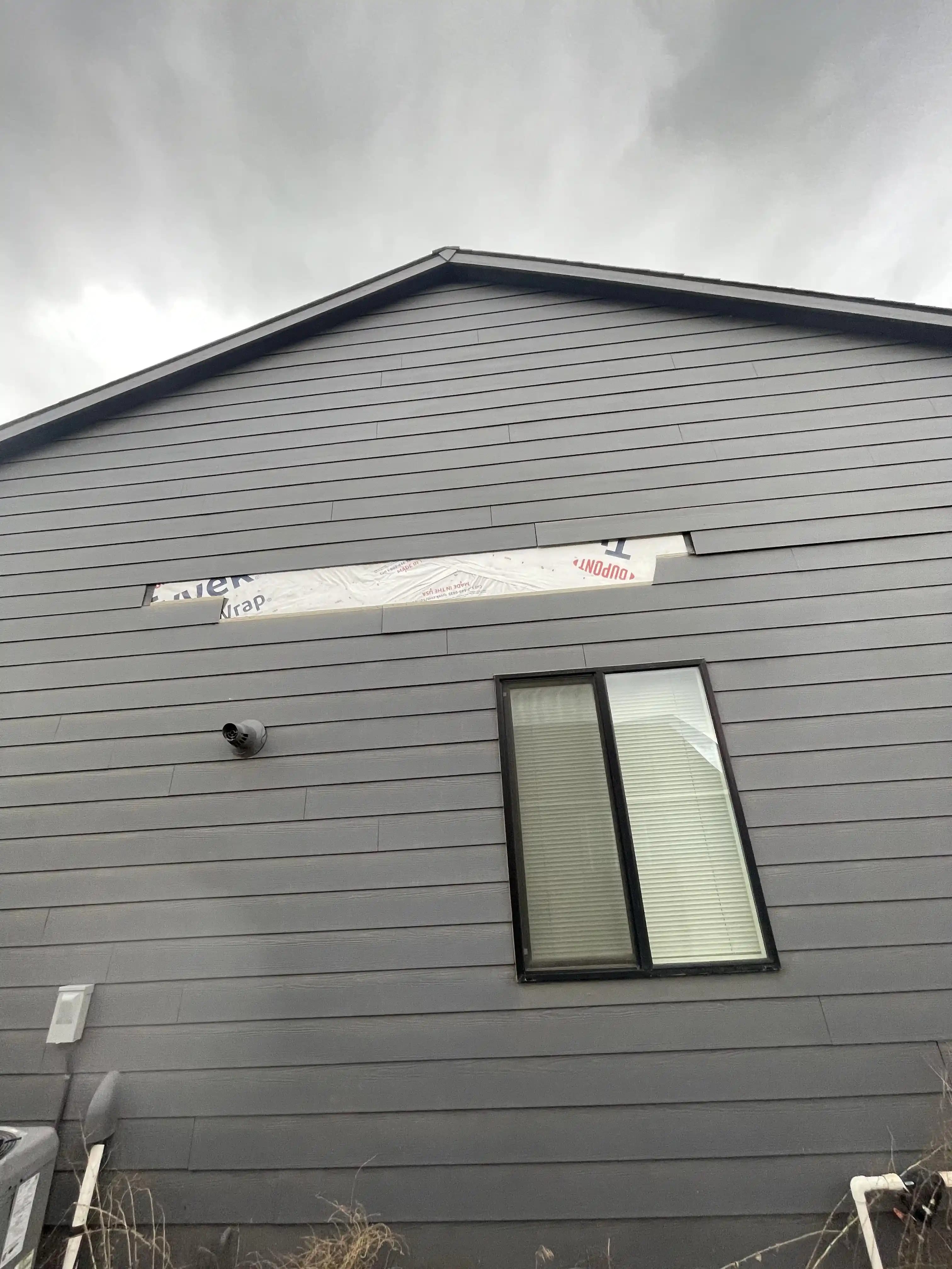 Dış Cephe Kaplaması Hasarlarının Onarımı: Yöntemler, Maliyet ve Uygulama İpuçları