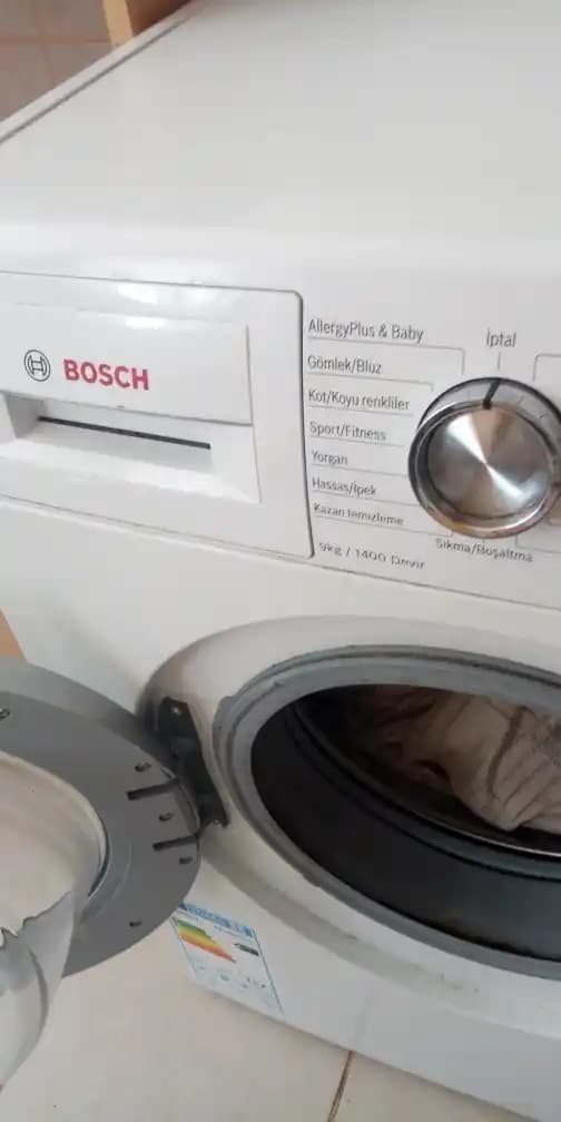 Eski Çamaşır Makinelerinde Filtre Konumu ve Bakım Yöntemleri Hakkında Detaylı Rehber