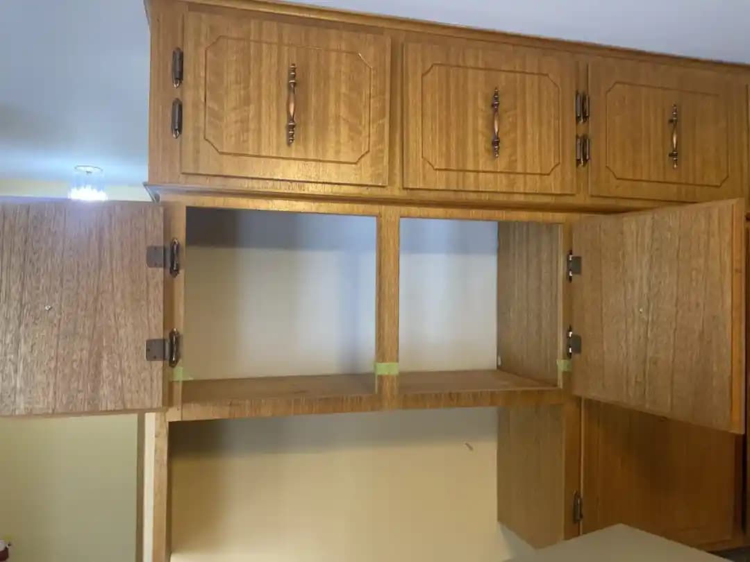 Eski Mutfak Dolabı Kapaklarını Kısaltmanın Zorlukları ve Pratik Çözümleri