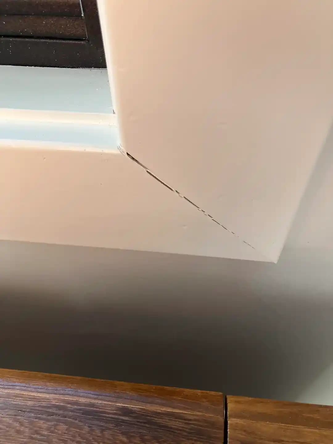 Pencereler ve Kapı Çerçevelerinde Çatlakların Nedenleri, Giderilmesi ve Önlenmesi Yöntemleri