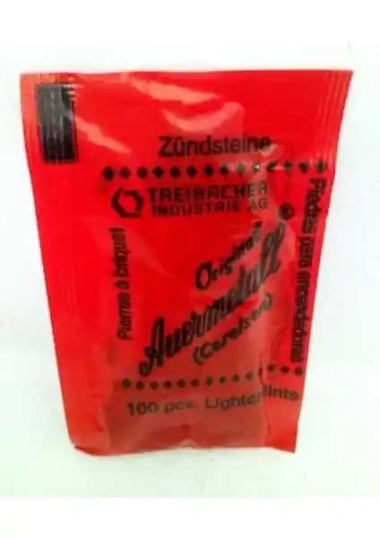 Varsakaca Avusturya Çakmak Taşı: Dayanıklı ve Güvenilir Kamp ve Doğa Yürüyüşü Malzemesi