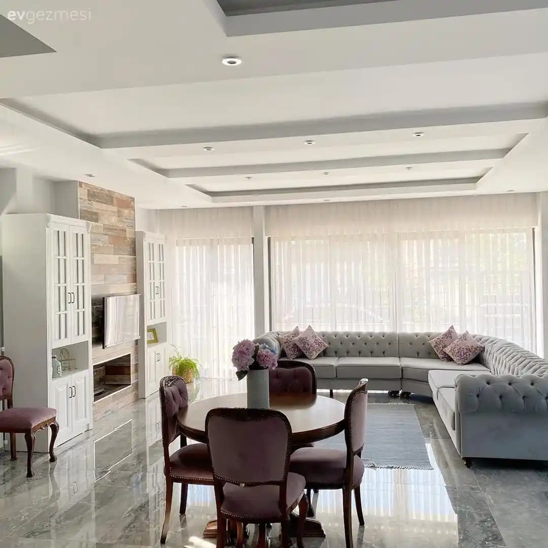 Açık Lila Dekorasyonun İncelikleri Zarafet ve Ferahlık İçin Modern İç Mekan Tasarımı