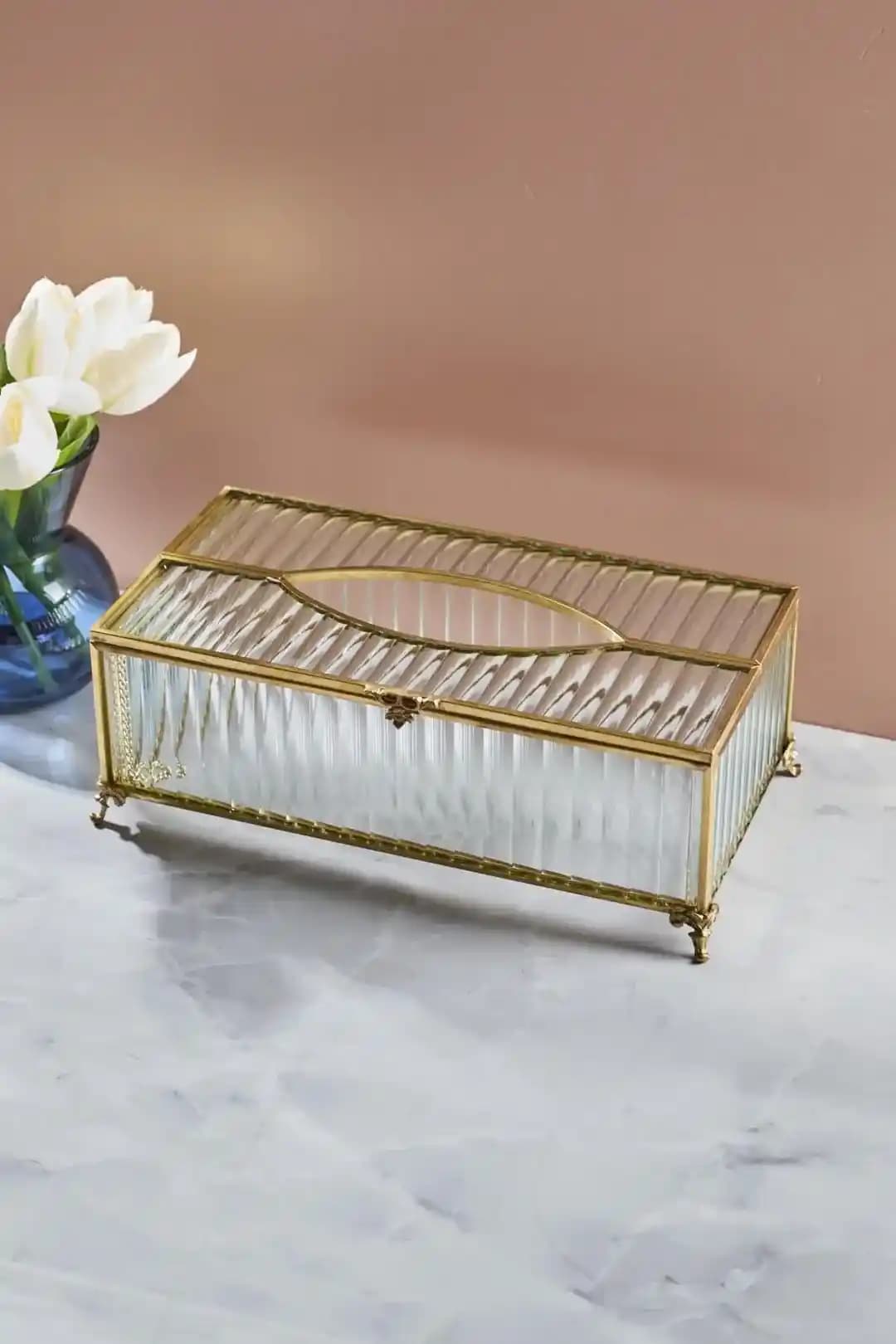 Ayaklı Peçetelikler: Modern Ev ve Restoran Dekorasyonunda Şıklık ve İşlevsellik