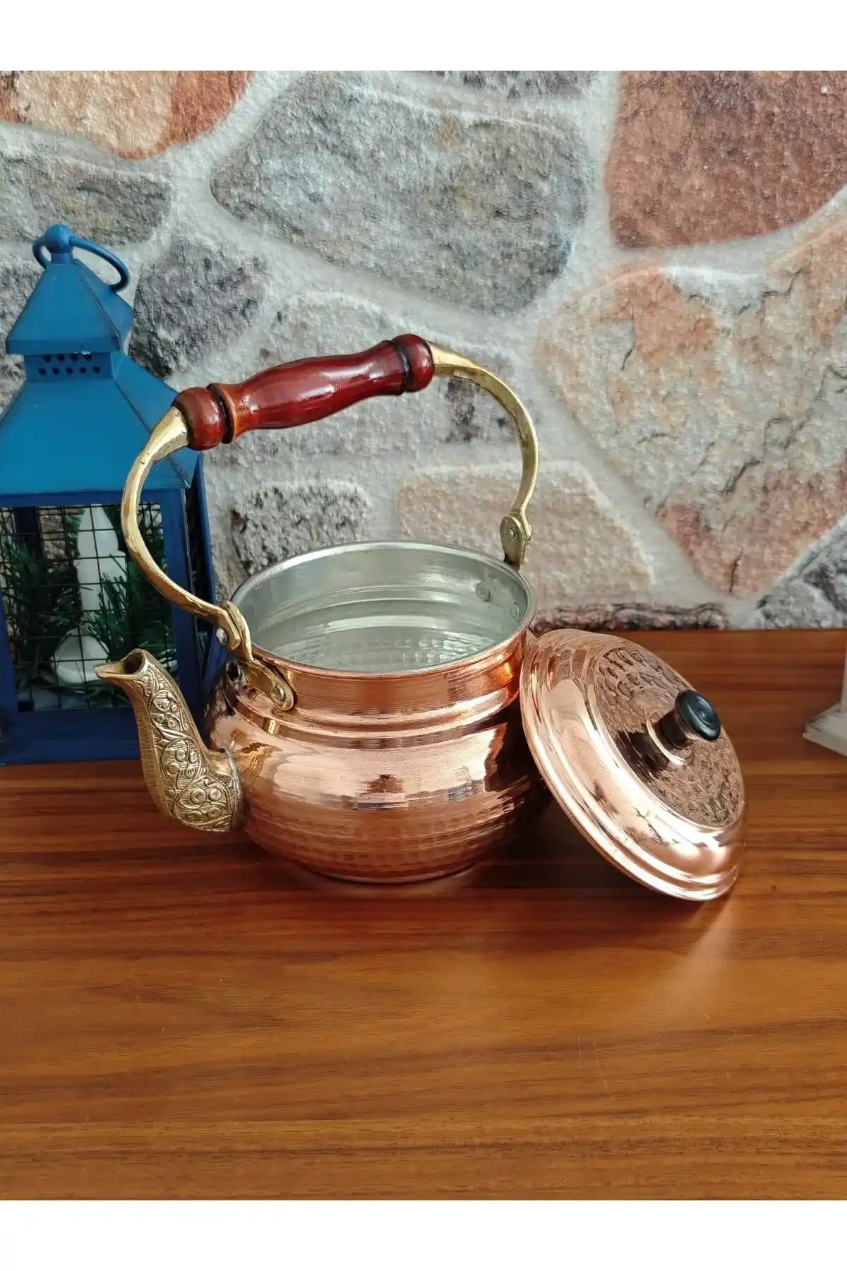 Bakır Demlik Takımlarıyla Sıcak ve Şık Mekan Dekorasyonu İçin İpuçları