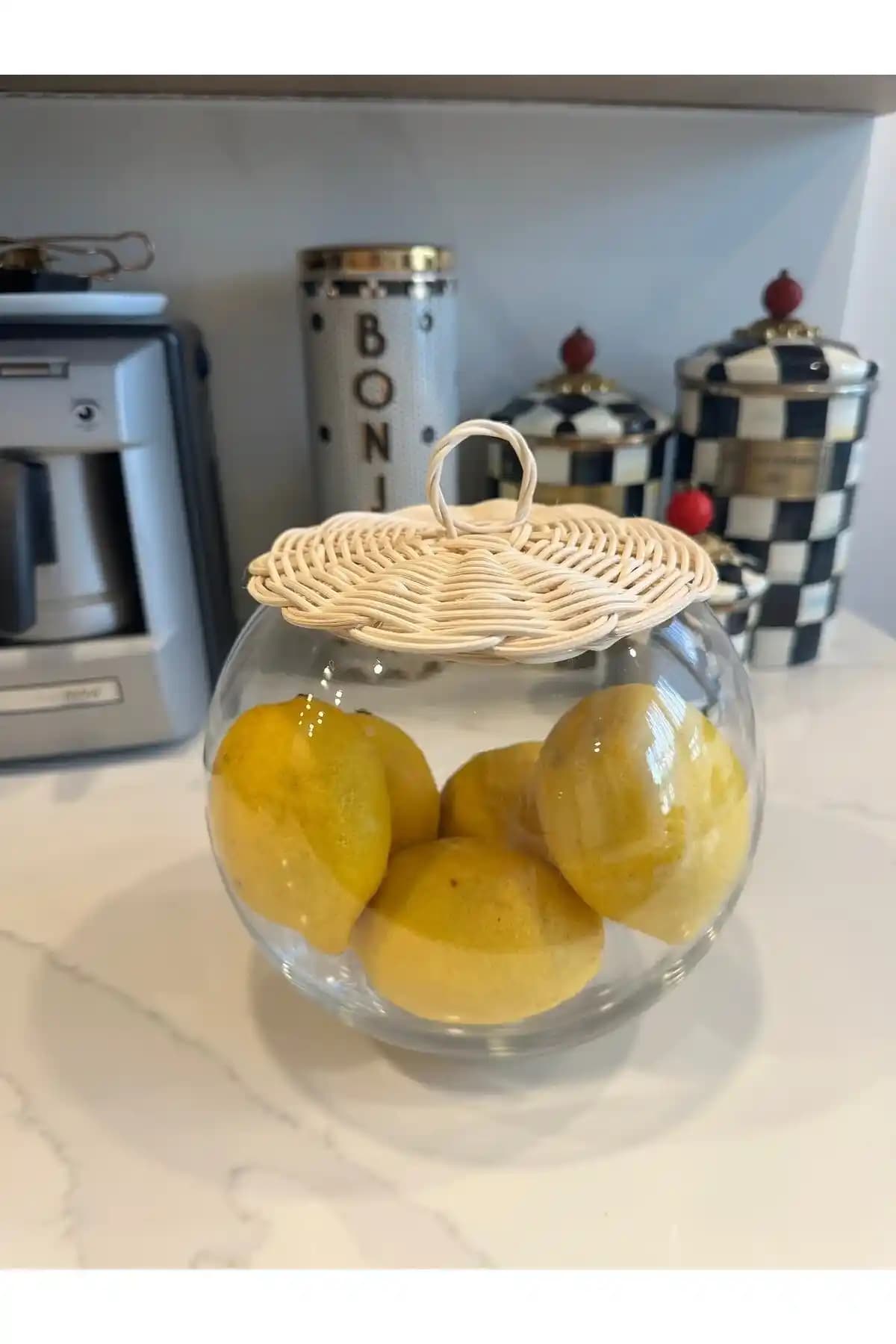 Bambu Fanus: Doğal Görünüm ve Sürdürülebilirlik Sunan Dekoratif Seçenekler