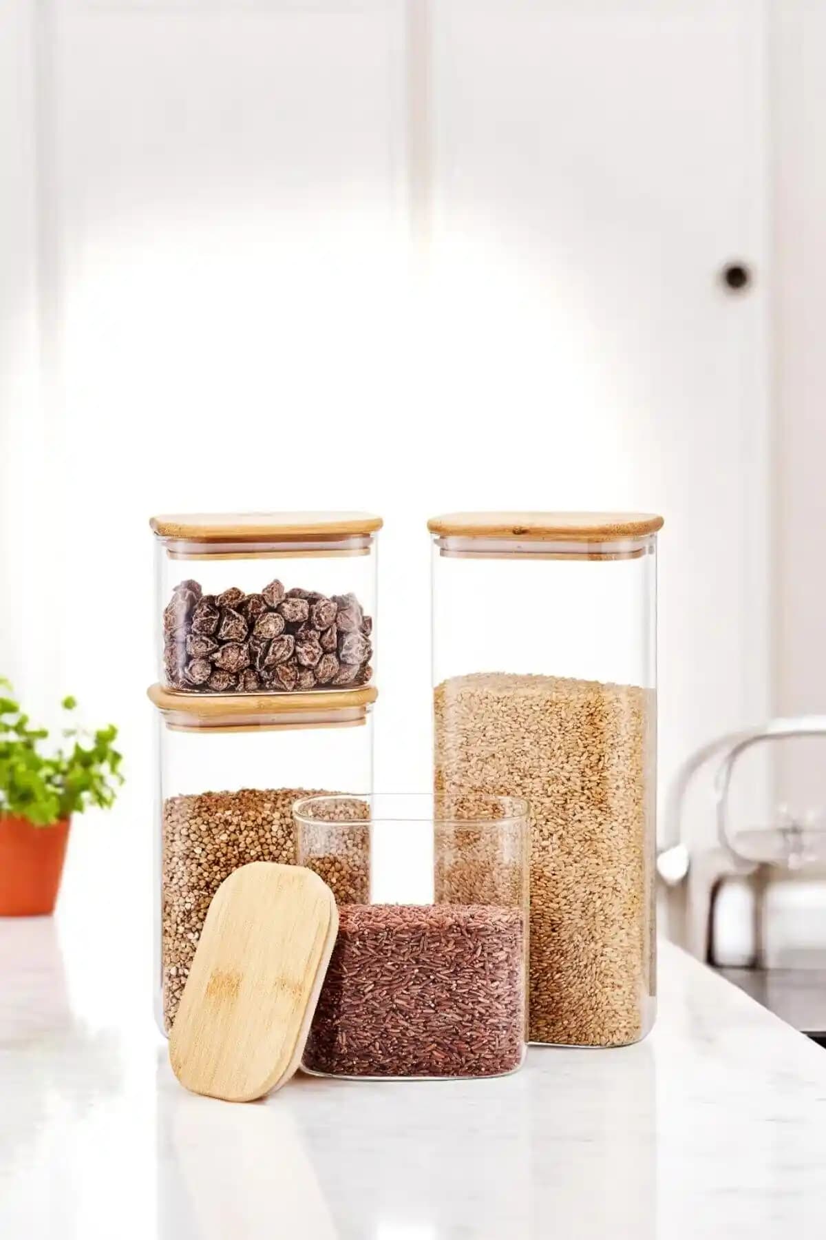 Bambu Kapaklı Dekorasyon Kavanozları: Doğal ve Estetik Saklama Çözümleri