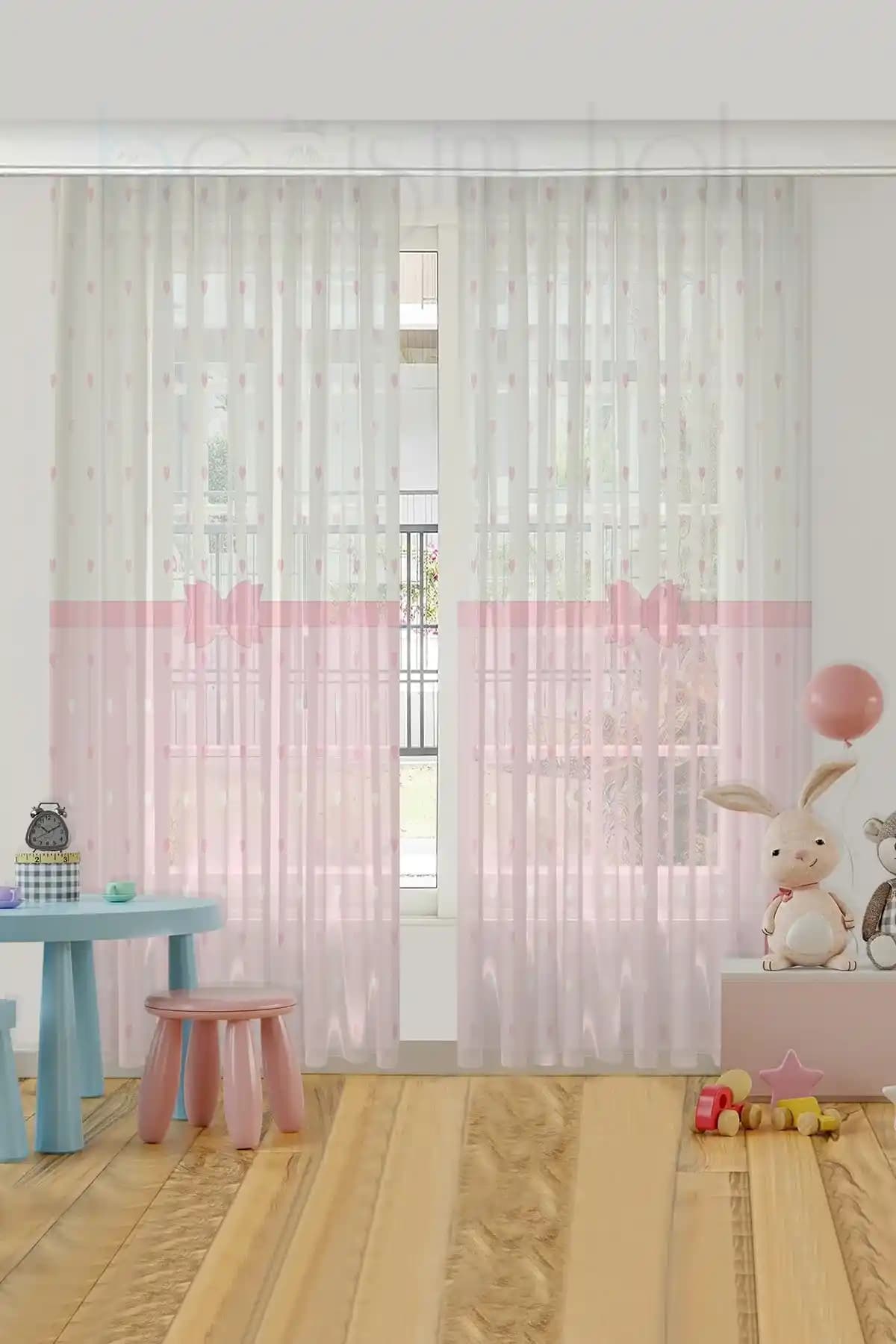 Bebek Odası Güvenliği İçin Halı ve Perde Seçimi Rehberi