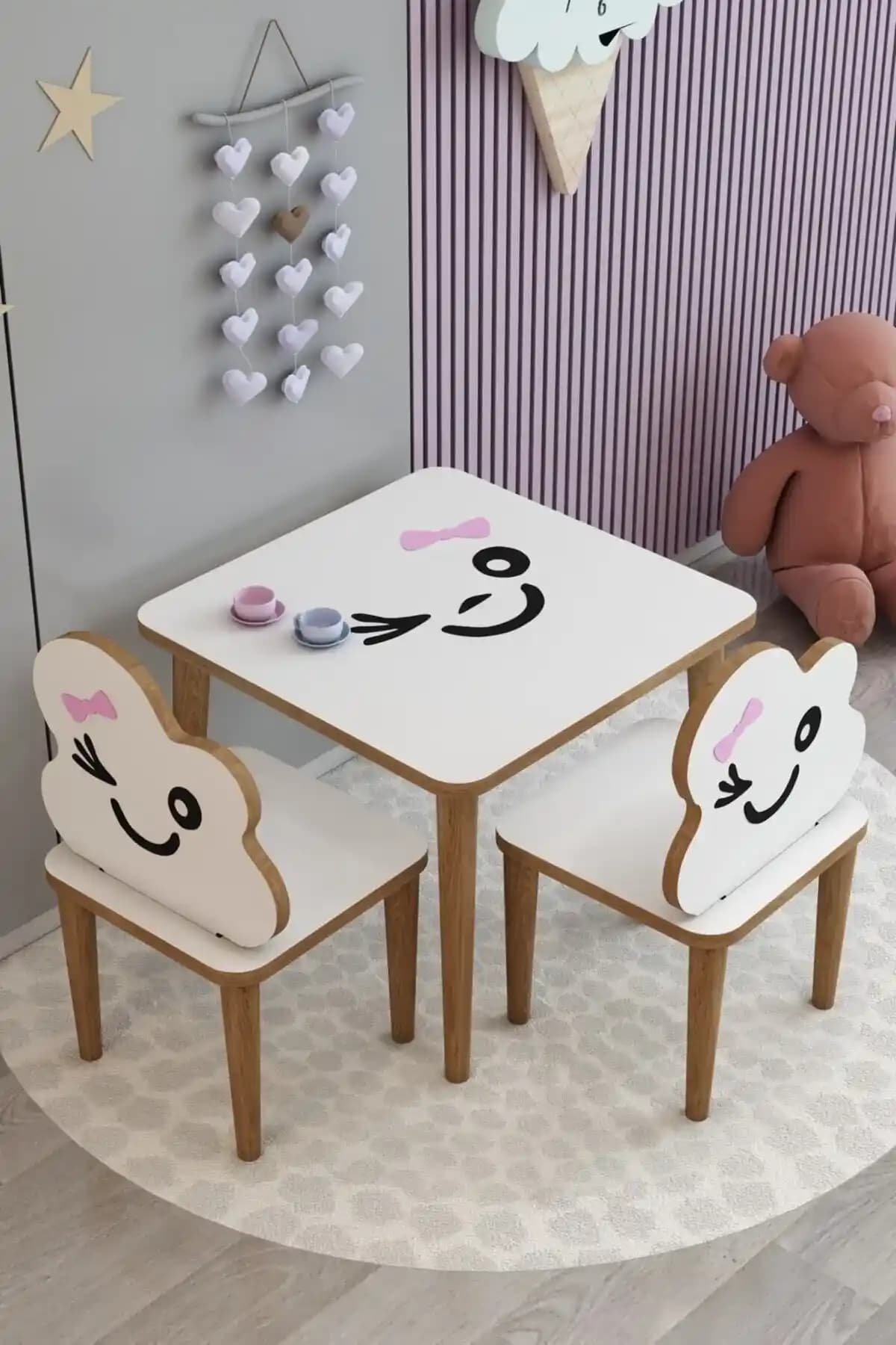Bebek Odası Masa ve Sandalye Takımlarında Güvenlik ve Estetik Dikkate Alınmalı
