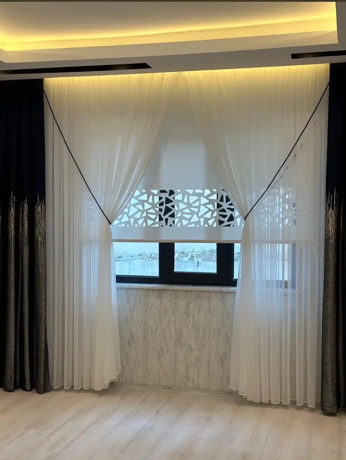 Brillant Lazer Kesim Perdeler: Modern Tasarım ve Fonksiyonellik Bir Arada