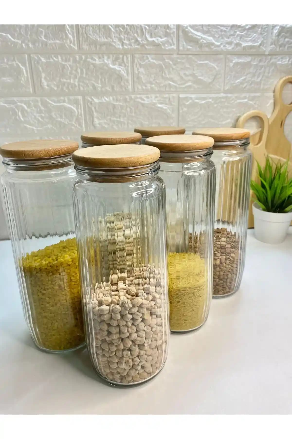 Büyük Boy Kavanoz Setleri ile Modern ve Şık Mutfak Düzenleri Sağlayın